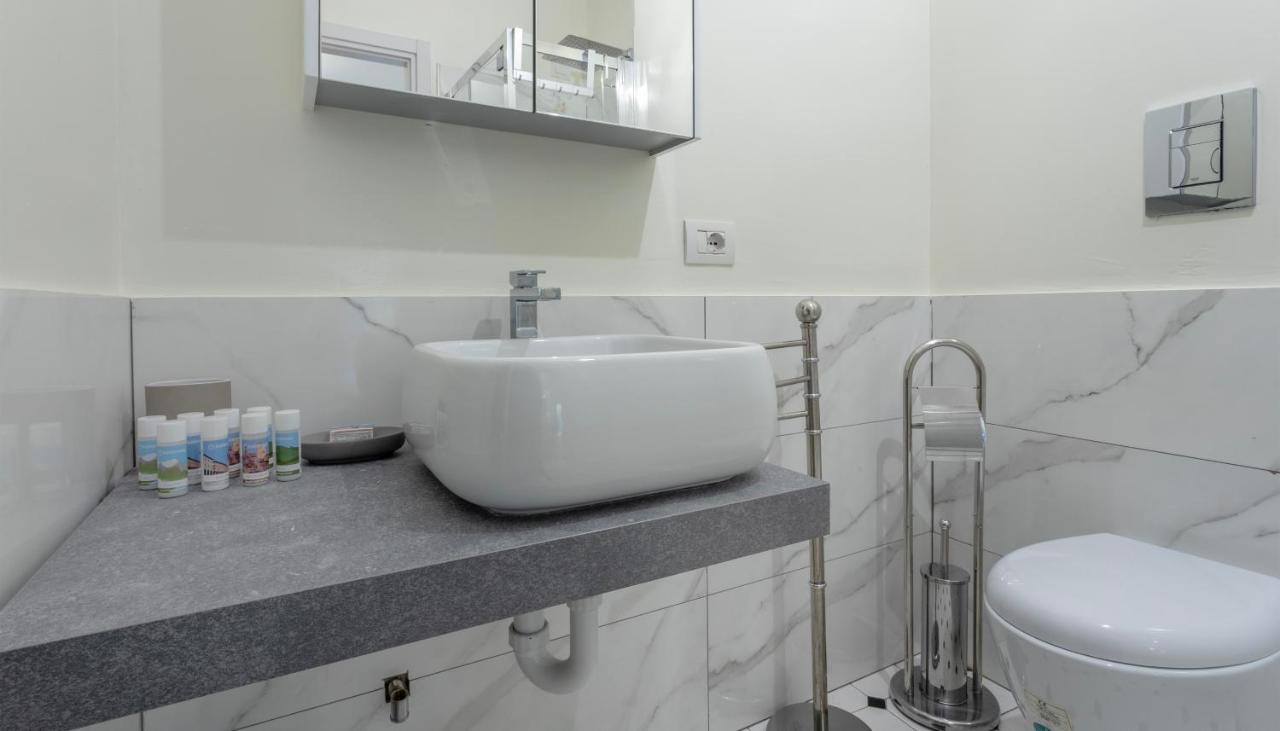 Italianway - Pontaccio 2 Apartment Милано Екстериор снимка